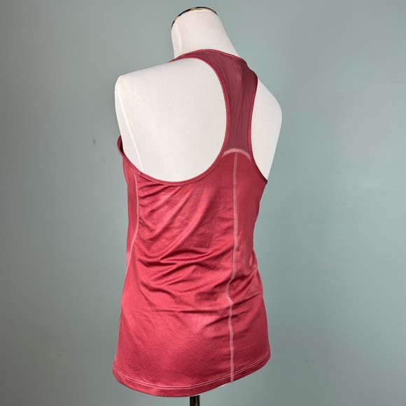 Under Armour Athletic Top - Picture 5 of 7